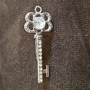 Key pin/brooch with rhinestones